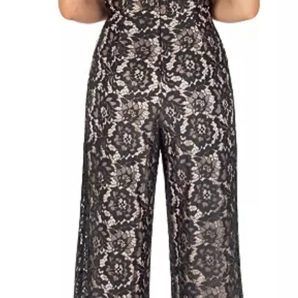 Women's Black Lace Sleeveless Twist-Neck Wide-Leg Jumpsuit - Picture 11 of 13
